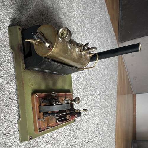 Alte dampfmaschine made - alte,