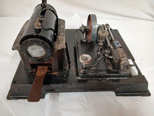 Alte dampfmaschine modell - ,
